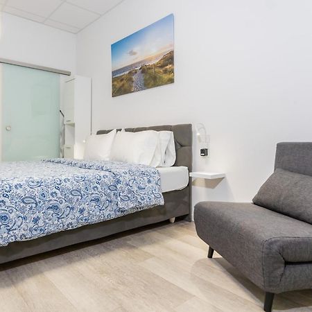 Private Room #1 With King Size, Ground Floor, Ac, Only 2Min To Rab Ramstein-Miesenbach Eksteriør bilde