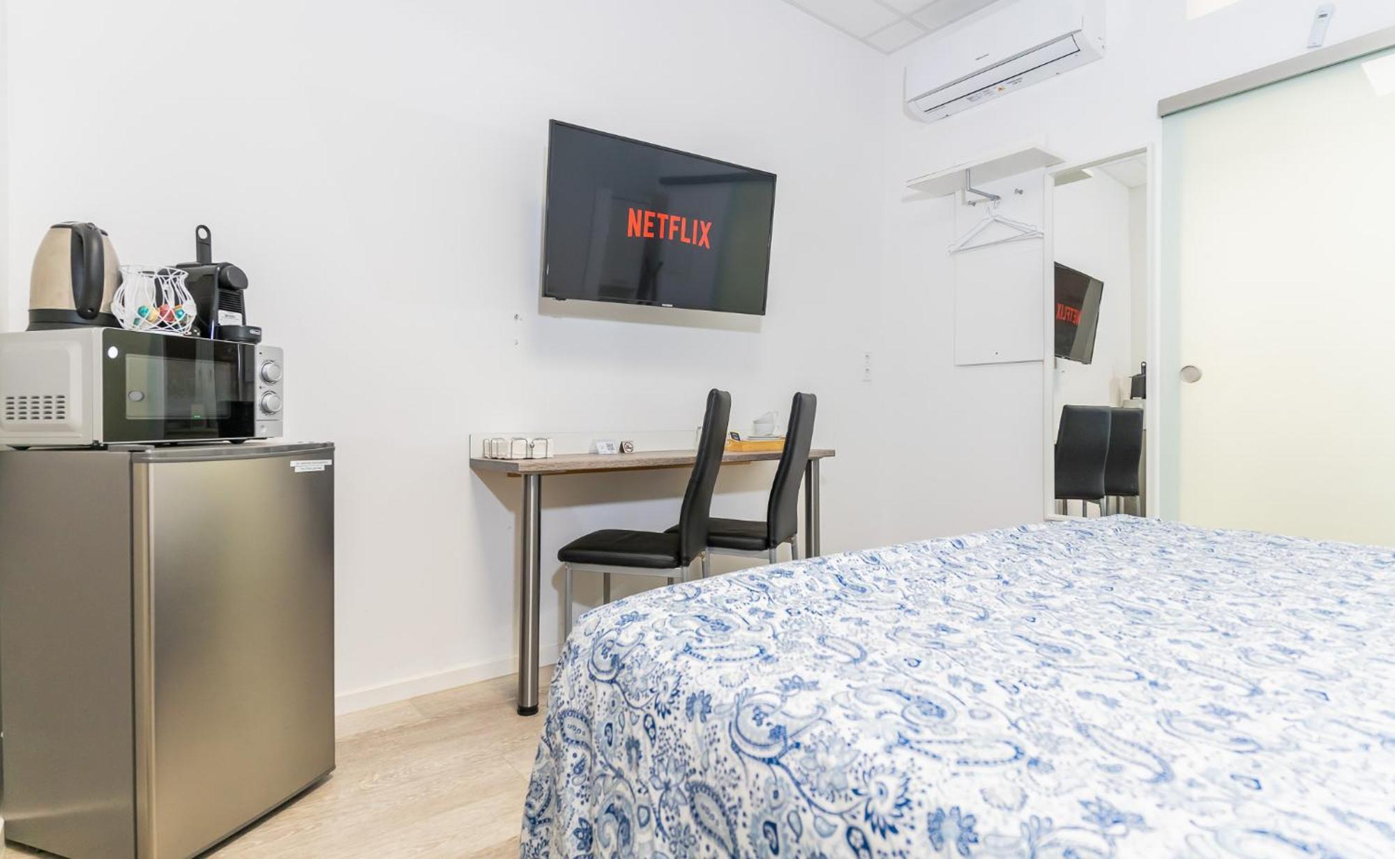 Private Room #1 With King Size, Ground Floor, Ac, Only 2Min To Rab Ramstein-Miesenbach Eksteriør bilde